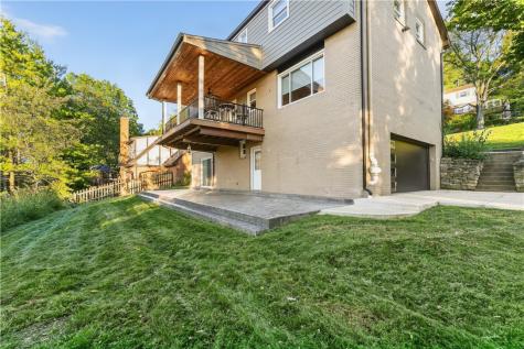 736 Pinetree Road Mt Lebanon PA 15243