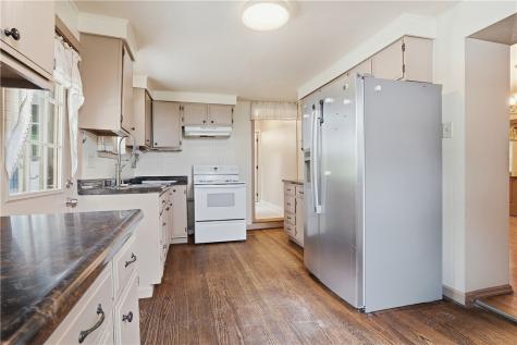692 Amity Ridge Road Amwell PA 15311
