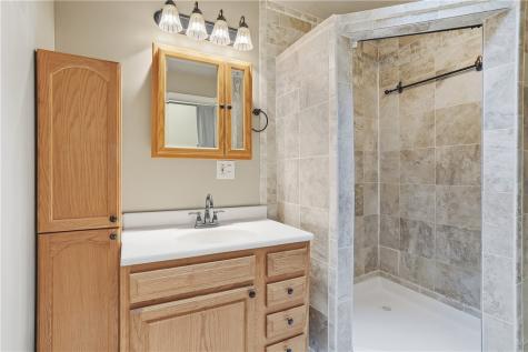 692 Amity Ridge Road Amwell PA 15311
