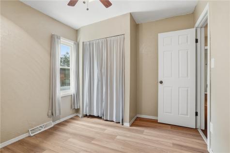 692 Amity Ridge Road Amwell PA 15311