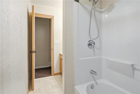 692 Amity Ridge Road Amwell PA 15311