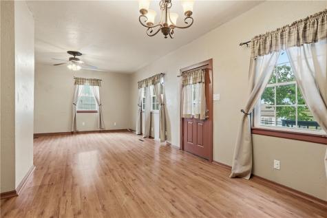 692 Amity Ridge Road Amwell PA 15311