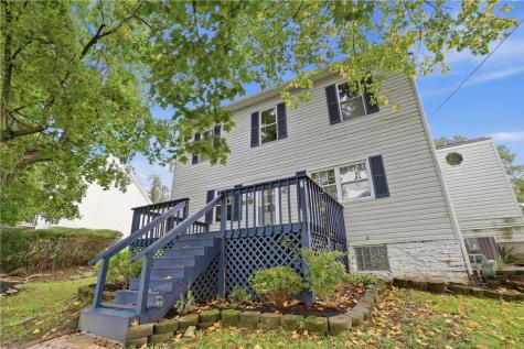 692 Amity Ridge Road Amwell PA 15311