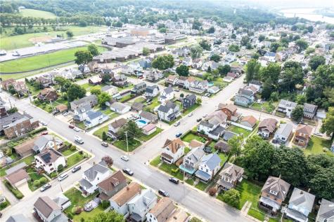 423 Deer Lane Rochester PA 15074