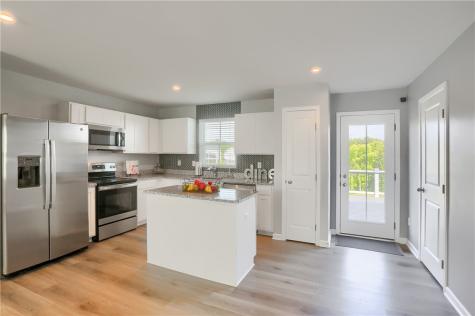 333 Arden Drive Lancaster Township PA 16037