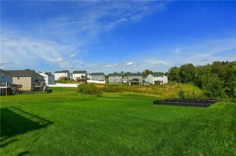 333 Arden Drive Lancaster Township PA 16037