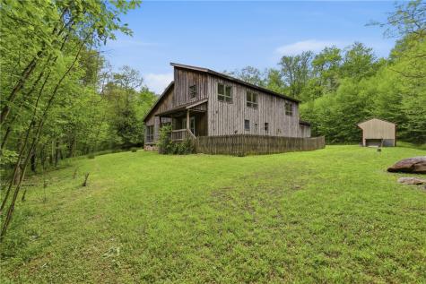 288 Ft Dewart Lane Allegheny Township PA 15926