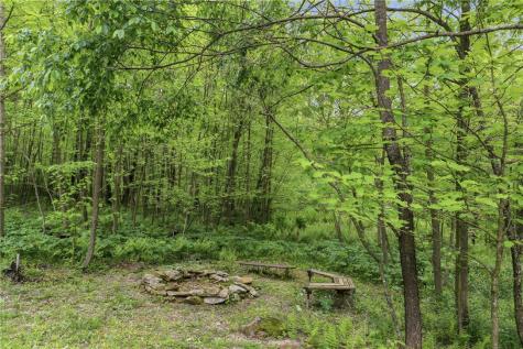 288 Ft Dewart Lane Allegheny Township PA 15926