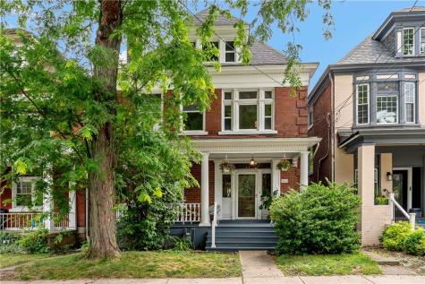 212 Elm Street Edgewood PA 15218