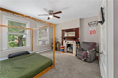 212 Elm Street Edgewood PA 15218