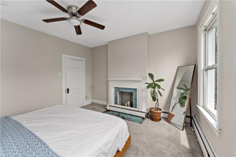 212 Elm Street Edgewood PA 15218