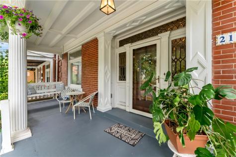 212 Elm Street Edgewood PA 15218