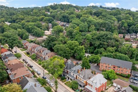212 Elm Street Edgewood PA 15218