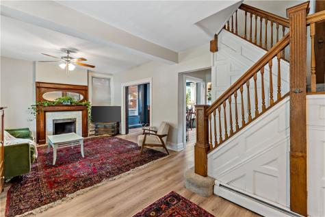 212 Elm Street Edgewood PA 15218