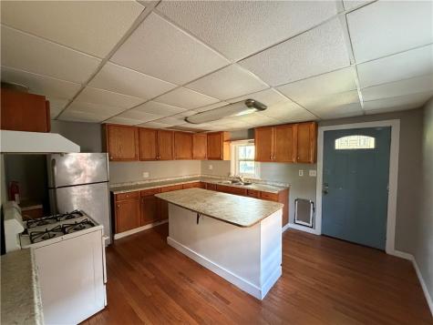 613 1st Street Charleroi Boro PA 15022