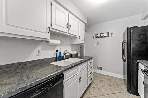 395 Hemlock Court Ross Township PA 15237