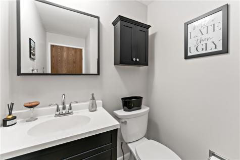 395 Hemlock Court Ross Township PA 15237