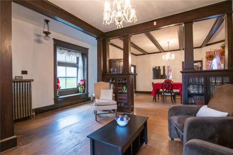 222 N 2nd Street Jeannette PA 15644