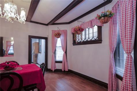 222 N 2nd Street Jeannette PA 15644