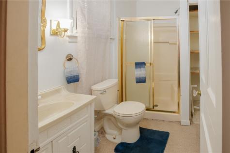 222 N 2nd Street Jeannette PA 15644