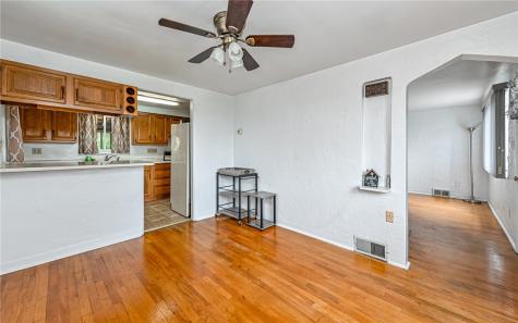 5150 Lougean Avenue Lincoln Place PA 15207