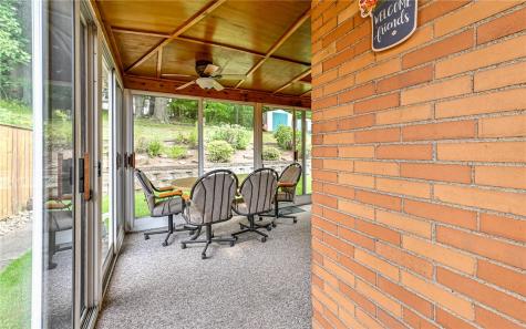 5150 Lougean Avenue Lincoln Place PA 15207