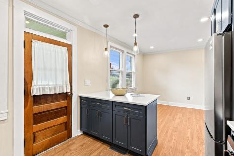 8 5th Street Aspinwall PA 15215