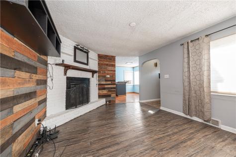 1004 Sunset Boulevard Ellwood City PA 16117