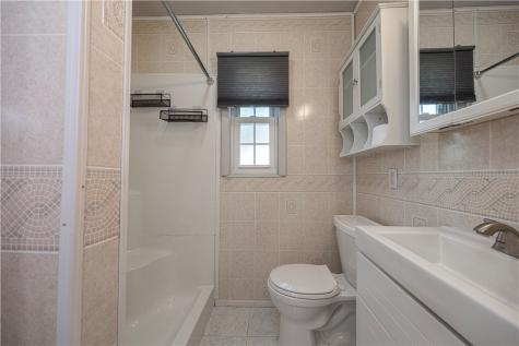 1004 Sunset Boulevard Ellwood City PA 16117