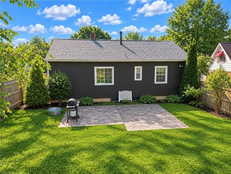 1004 Sunset Boulevard Ellwood City PA 16117
