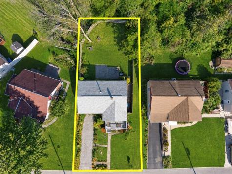 1004 Sunset Boulevard Ellwood City PA 16117