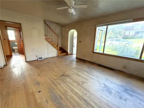 1047 W Main Street Somerset Boro PA 15501