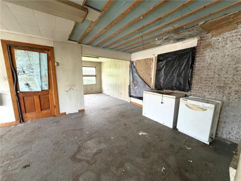 1047 W Main Street Somerset Boro PA 15501