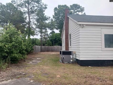 2204 / 2208 E Boundary Exchange Columbia SC 29223