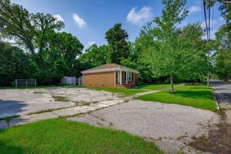 211 Kershaw Street Cheraw SC 29520