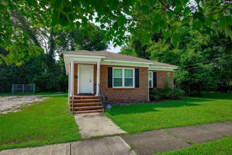 211 Kershaw Street Cheraw SC 29520