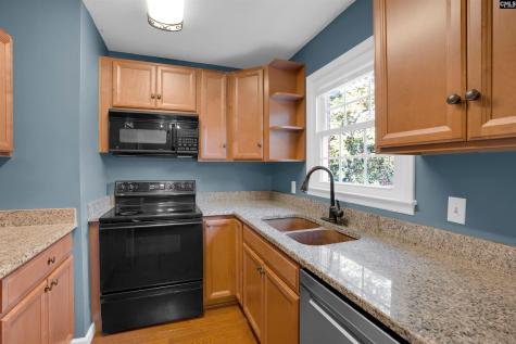 5516 Lakeshore Drive 406 Columbia SC 29206