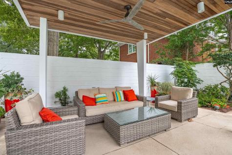 1829 Senate Street 16b Columbia SC 29201-3837