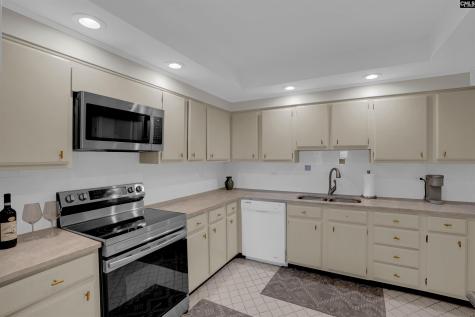 1829 Senate Street 16b Columbia SC 29201-3837