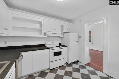 65 Vanderhorst Street F Charleston SC 29403