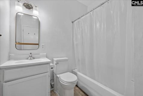 65 Vanderhorst Street F Charleston SC 29403