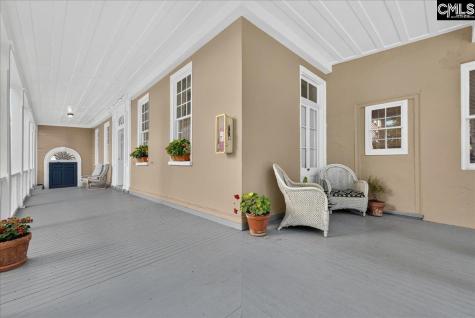 65 Vanderhorst Street F Charleston SC 29403