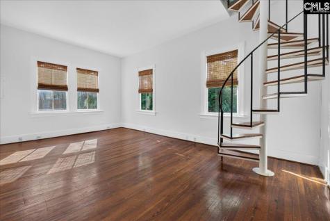 65 Vanderhorst Street F Charleston SC 29403