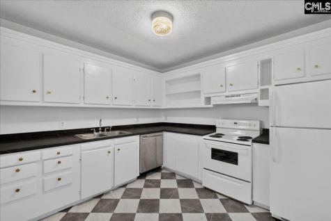 65 Vanderhorst Street F Charleston SC 29403