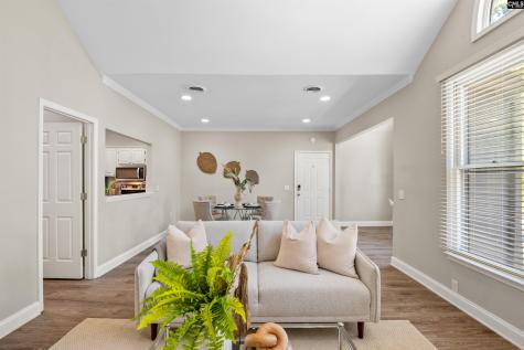 3915 W Buchanan Columbia SC 29206