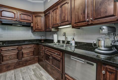 619 King 306 Columbia SC 29205