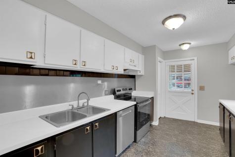 57 Royalgate Columbia SC 29223