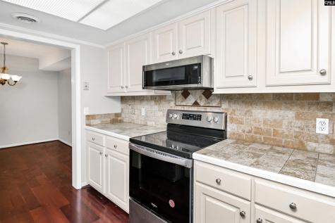 806 Village Lane Columbia SC 29212