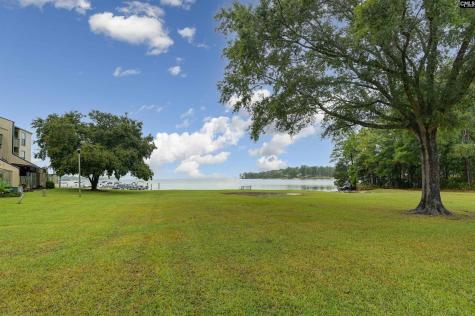 806 Village Lane Columbia SC 29212