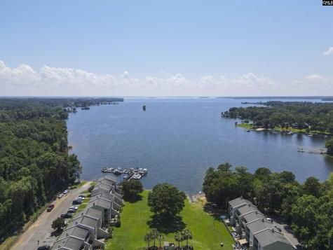 806 Village Lane Columbia SC 29212